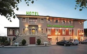 Hotel Guenes